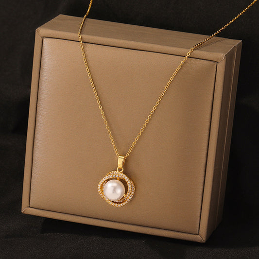 Pearl Chain Pendent